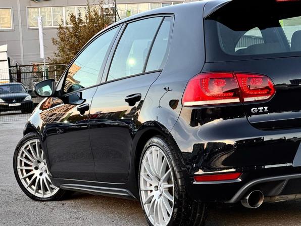 Volkswagen Golf GTI VI с пробегом 2011 года, цена 1 699 000 рублей, 181752 км, хэтчбек, Автокод Объявления