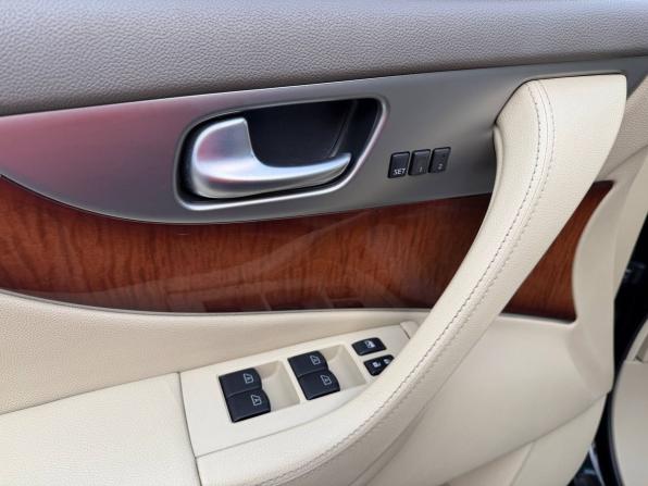 Infiniti FX II (S51) с пробегом 2011 года, цена 1 415 000 рублей, 281000 км, внедорожник, Автокод Объявления