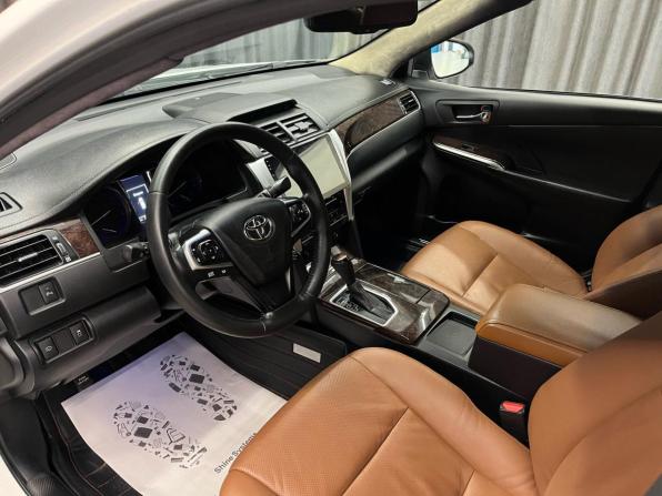 Toyota Camry VIII (XV70) с пробегом 2017 года, цена 1 799 000 рублей, 216000 км, седан, Автокод Объявления