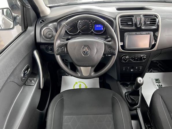 Renault Sandero II с пробегом 2015 года, цена 1 065 000 рублей, 100430 км, хэтчбек, Автокод Объявления