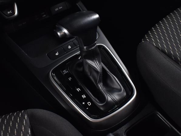 Kia Rio IV с пробегом 2017 года, цена 1 299 999 рублей, 127285 км, седан, Автокод Объявления