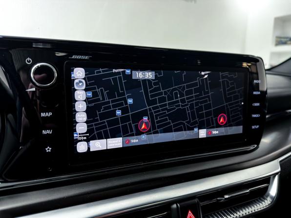 Kia K5 III с пробегом 2021 года, цена 2 499 990 рублей, 67016 км, седан, Автокод Объявления