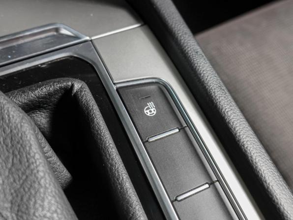 Volkswagen Passat B8 с пробегом 2018 года, цена 1 699 000 рублей, 158224 км, седан, Автокод Объявления