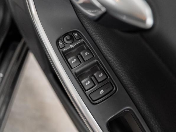 Volvo V60 I с пробегом 2011 года, цена 1 350 000 рублей, 58000 км, универсал, Автокод Объявления