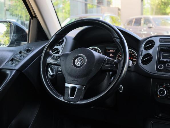 Volkswagen Tiguan I Рестайлинг с пробегом 2011 года, цена 1 090 000 рублей, 274089 км, внедорожник, Автокод Объявления