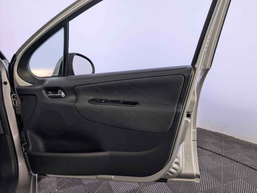 Peugeot 207 I Москва  - изображение 24