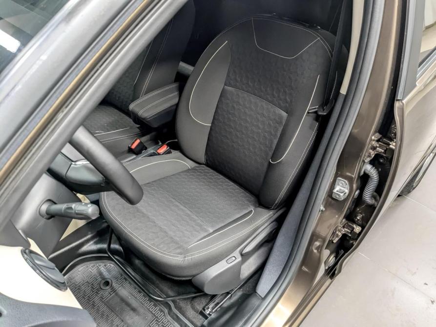 Renault Logan II Москва  - изображение 20