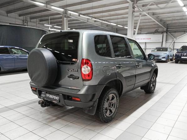 Chevrolet Niva I Рестайлинг с пробегом 2019 года, цена 805 000 рублей, 136324 км, внедорожник, Автокод Объявления