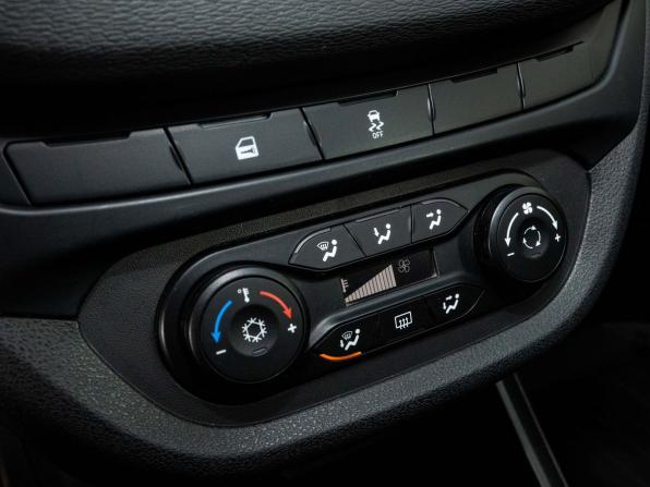 Lada (ВАЗ) Vesta I с пробегом 2017 года, цена 890 000 рублей, 43800 км, седан, Автокод Объявления