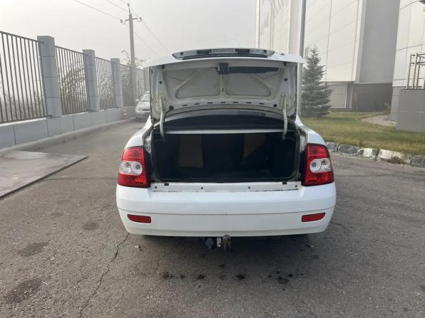 Lada (ВАЗ) Priora I с пробегом 2011 года, цена 210 000 рублей, 155090 км, седан, Автокод Объявления
