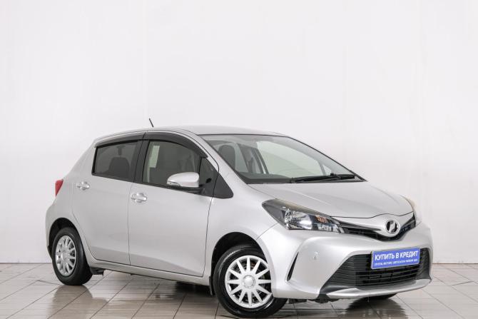 Toyota Vitz III (XP130) Рестайлинг с пробегом 2015 года, цена 899 000 рублей, 136780 км, хэтчбек, Автокод Объявления