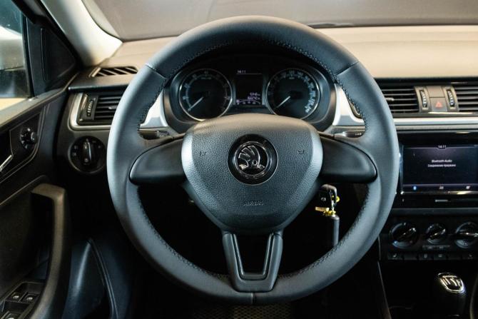 Skoda Rapid I Рестайлинг с пробегом 2018 года, цена 1 299 000 рублей, 160242 км, лифтбек, Автокод Объявления