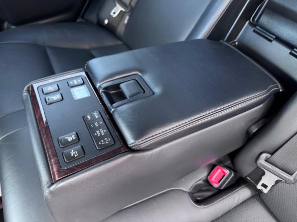 Toyota Camry VII (XV50) Рестайлинг с пробегом 2017 года, цена 2 730 000 рублей, 76360 км, седан, Автокод Объявления