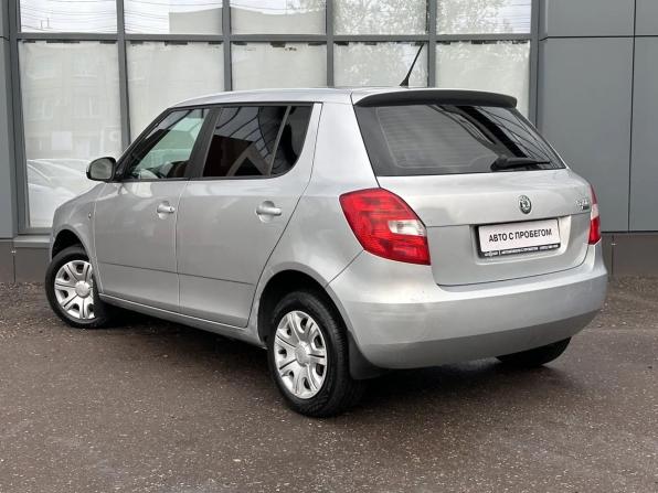 Skoda Fabia II Рестайлинг с пробегом 2012 года, цена 550 000 рублей, 179133 км, хэтчбек, Автокод Объявления