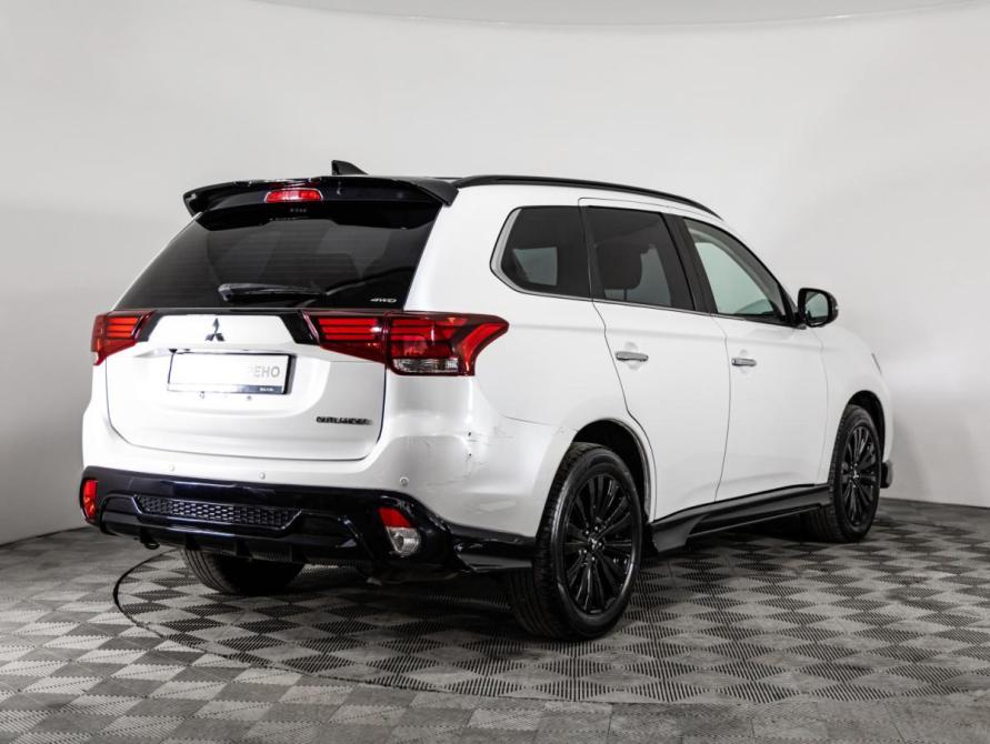 Mitsubishi Outlander III Рестайлинг 3 Санкт-Петербург  - изображение 5