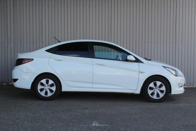 Hyundai Solaris I Рестайлинг с пробегом 2016 года, цена 552 000 рублей, 168014 км, седан, Автокод Объявления