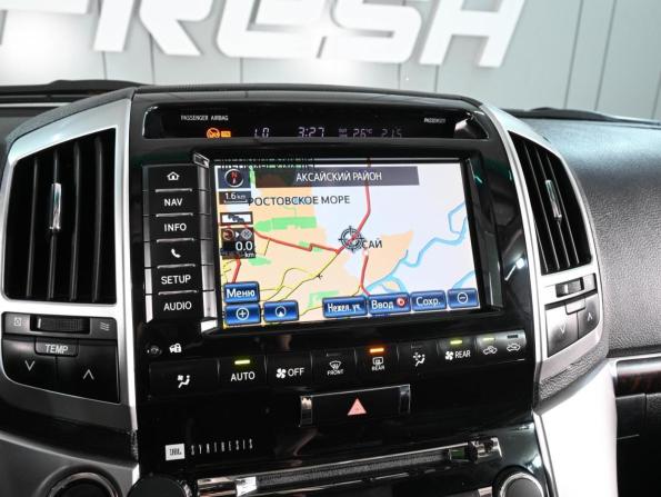 Toyota Land Cruiser 200 Series Рестайлинг 1 с пробегом 2013 года, цена 3 779 000 рублей, 275981 км, внедорожник, Автокод Объявления