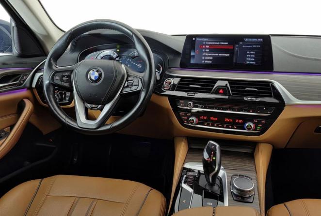 BMW 5 серии VII (G30/G31/G38) с пробегом 2017 года, цена 2 630 000 рублей, 120000 км, седан, Автокод Объявления