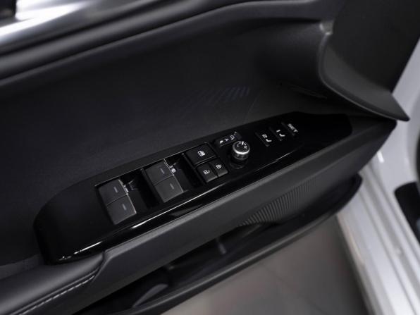 Toyota Camry IX (XV80) China Market с пробегом 2026 года, цена 4 700 000 рублей, 24 км, седан, Автокод Объявления