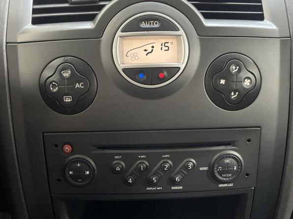 Renault Megane II Рестайлинг с пробегом 2007 года, цена 465 000 рублей, 200493 км, седан, Автокод Объявления