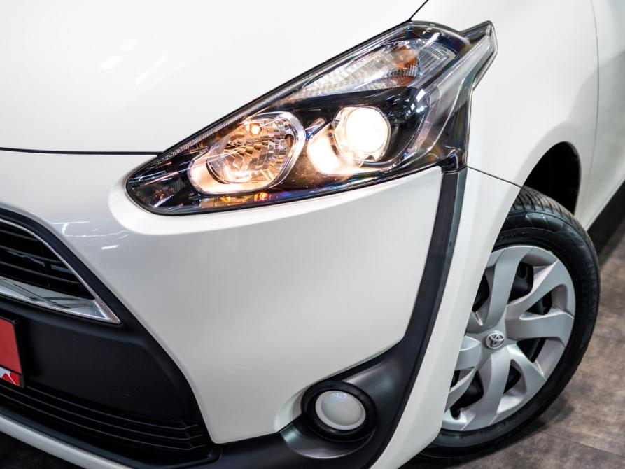Toyota Sienta II Чита  - изображение 18