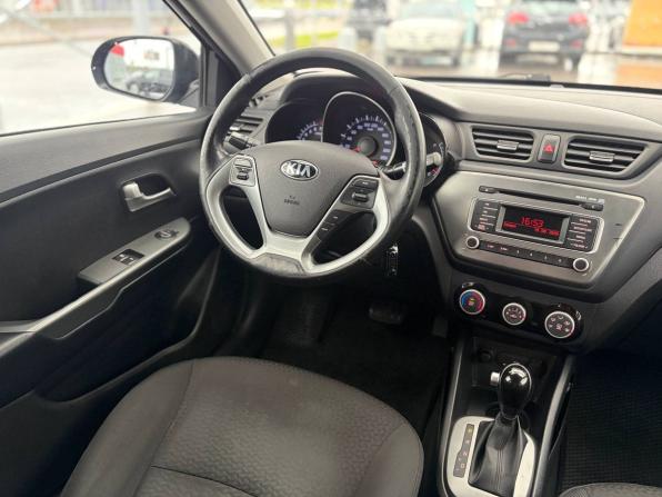 Kia Rio III Рестайлинг с пробегом 2017 года, цена 1 195 000 рублей, 96000 км, седан, Автокод Объявления