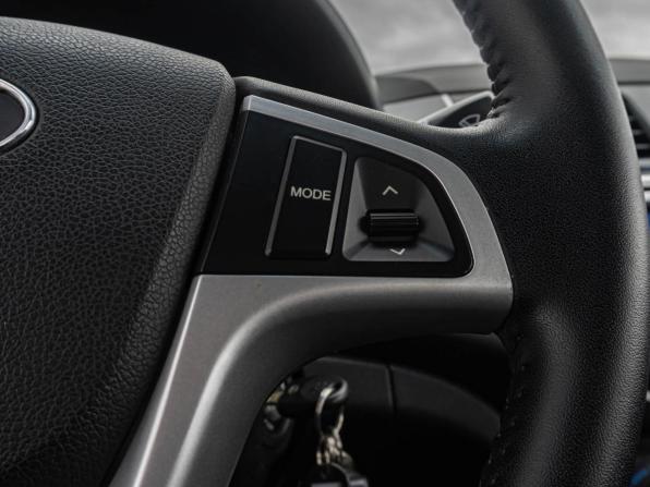 Hyundai Solaris I Рестайлинг с пробегом 2015 года, цена 880 000 рублей, 119386 км, седан, Автокод Объявления