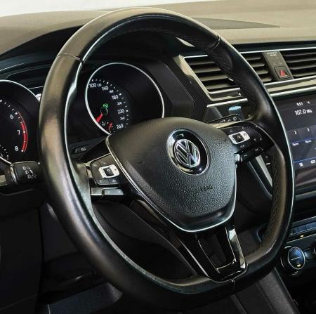 Volkswagen Tiguan II с пробегом 2018 года, цена 2 220 000 рублей, 98112 км, внедорожник, Автокод Объявления