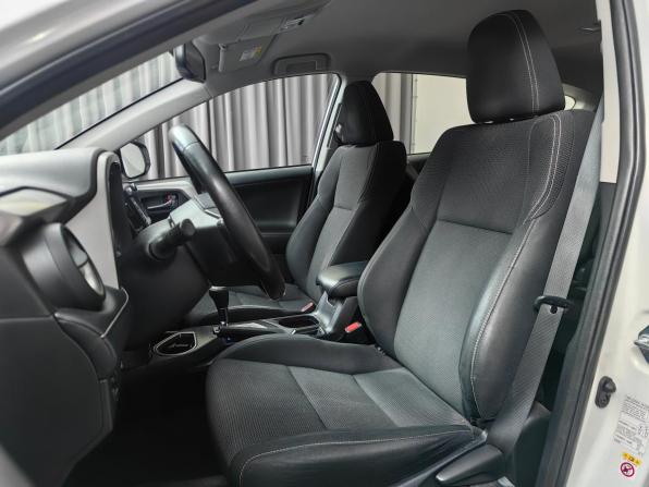 Toyota RAV4 IV (XA40) Рестайлинг с пробегом 2019 года, цена 2 848 000 рублей, 71104 км, внедорожник, Автокод Объявления