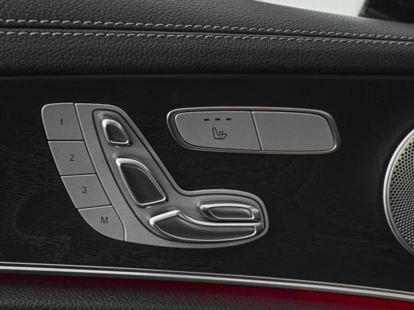 Mercedes-Benz E-Класс V (W213 S213 C238) Рестайлинг с пробегом 2021 года, цена 5 829 000 рублей, 42771 км, седан, Автокод Объявления