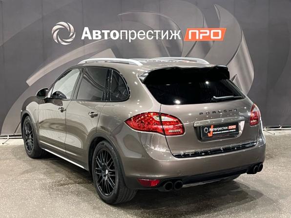 Porsche Cayenne II (958) с пробегом 2011 года, цена 2 379 000 рублей, 239700 км, внедорожник, Автокод Объявления