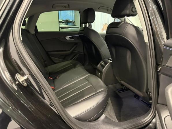 Audi A4 V (B9) с пробегом 2017 года, цена 1 740 000 рублей, 172661 км, седан, Автокод Объявления