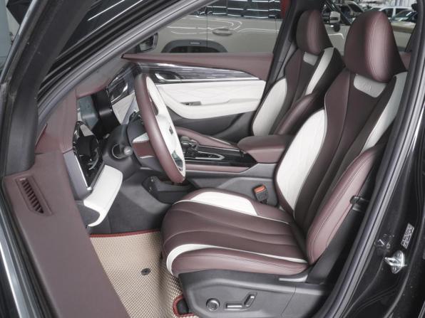 Geely Monjaro I с пробегом 2023 года, цена 3 570 000 рублей, 11618 км, внедорожник, Автокод Объявления