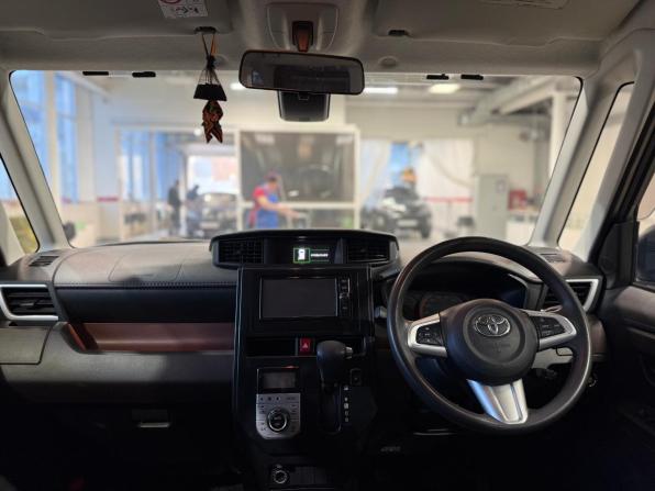 Toyota Roomy I с пробегом 2017 года, цена 999 000 рублей, 164271 км, минивэн, Автокод Объявления