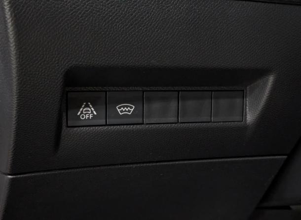 Peugeot 2008 II с пробегом 2020 года, цена 1 750 000 рублей, 78347 км, внедорожник, Автокод Объявления