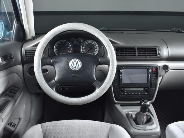 Volkswagen Passat B5 Рестайлинг с пробегом 2003 года, цена 699 995 рублей, 233769 км, универсал, Автокод Объявления