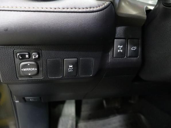Toyota RAV4 IV (XA40) с пробегом 2015 года, цена 2 051 000 рублей, 107791 км, внедорожник, Автокод Объявления