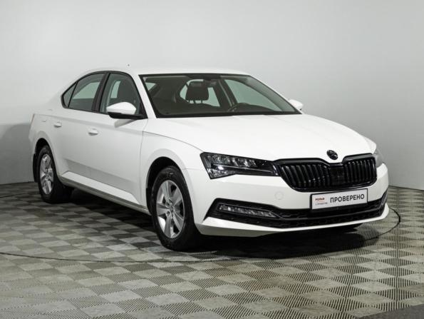 Skoda Superb III Рестайлинг с пробегом 2020 года, цена 2 570 000 рублей, 58319 км, лифтбек, Автокод Объявления