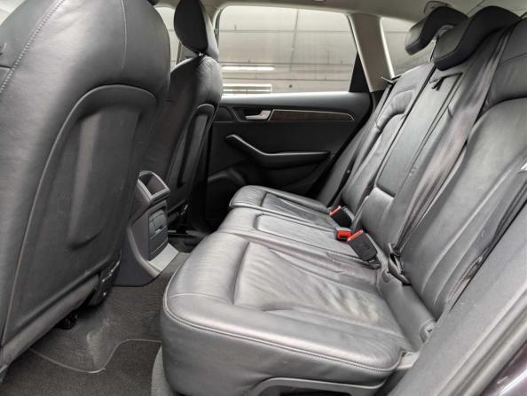 Audi Q5 I (8R) с пробегом 2010 года, цена 995 000 рублей, 330347 км, внедорожник, Автокод Объявления