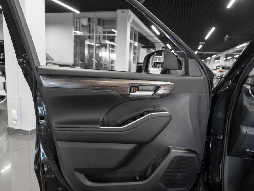 Toyota Highlander IV (XU70) Москва  - изображение 22