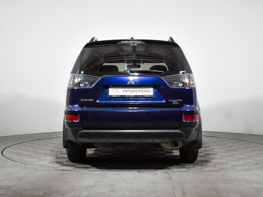 Mitsubishi Outlander II Рестайлинг Санкт-Петербург  - изображение 7