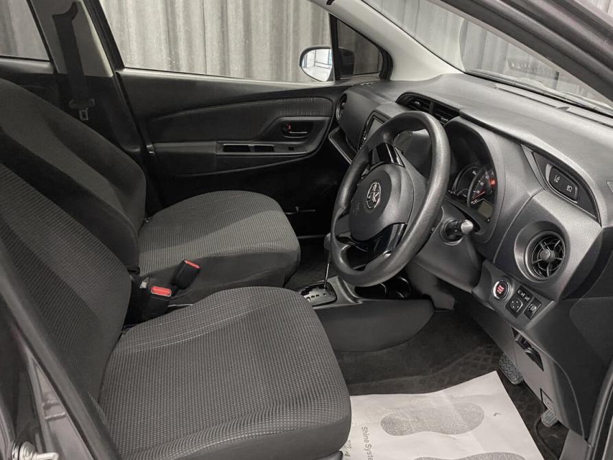Toyota Vitz III (XP130) Рестайлинг 2 Красноярск  - изображение 7