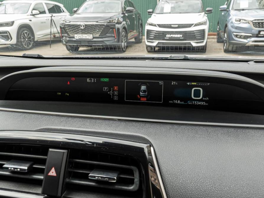 Toyota Prius IV (XW50) Краснодар  - изображение 15