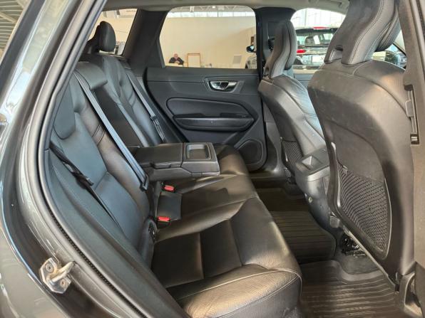 Volvo XC60 II с пробегом 2018 года, цена 2 695 000 рублей, 187575 км, внедорожник, Автокод Объявления