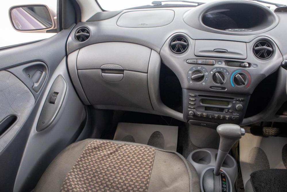 Toyota Vitz I (P10) Барнаул  - изображение 20