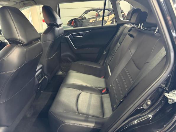 Toyota RAV4 V (XA50) с пробегом 2021 года, цена 3 457 000 рублей, 59893 км, внедорожник, Автокод Объявления