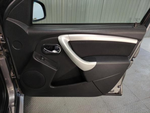 Nissan Terrano III (D10) с пробегом 2016 года, цена 900 000 рублей, 222886 км, внедорожник, Автокод Объявления