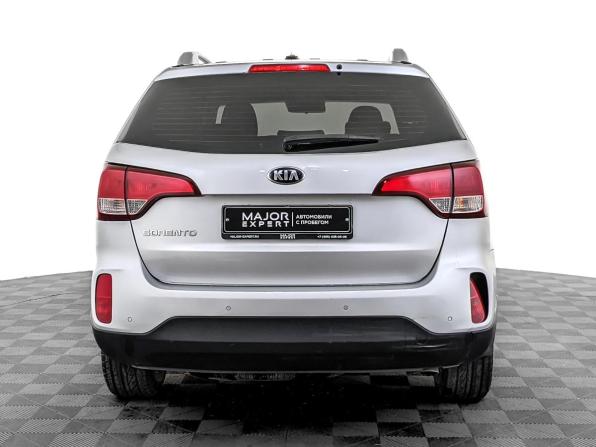 Kia Sorento II Рестайлинг с пробегом 2018 года, цена 2 095 000 рублей, 100825 км, внедорожник, Автокод Объявления
