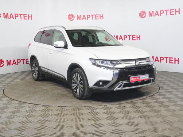 Mitsubishi Outlander III Рестайлинг 3 с пробегом 2019 года, цена 1 969 000 рублей, 192203 км, внедорожник, Автокод Объявления