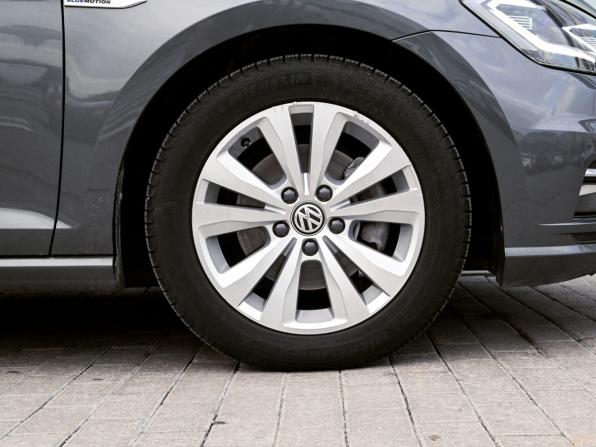 Volkswagen Golf VIII с пробегом 2020 года, цена 1 890 000 рублей, 87084 км, универсал, Автокод Объявления